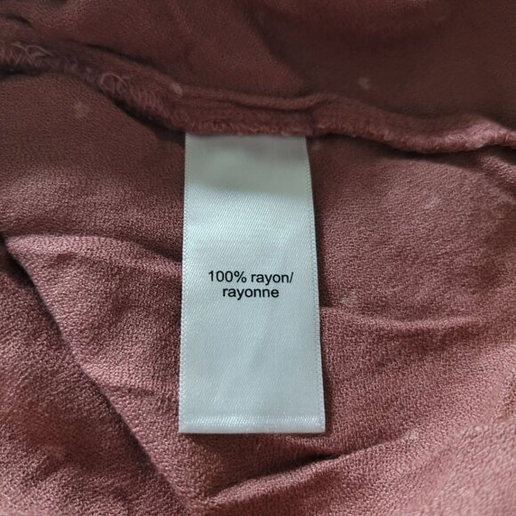 Maurices Sleeveless Button Shirt Hearts Pink Womens Medium - Picture 8 of 9